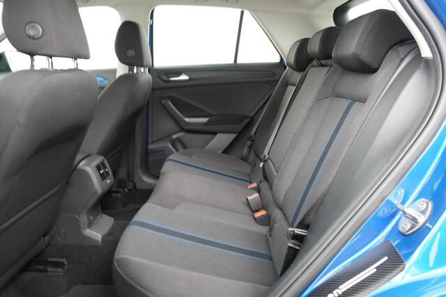 Volkswagen T-Roc BWJ 2019 1.5 150 PK TSI Sport Business R TREKHAAK / APPLE CARPLAY / ANDROID AUTO / NAVI / CLIMA / ADAPTIVE CRUISE / STOELVERW. / PARKEERSENSOREN / LMV