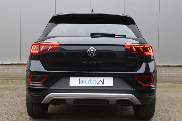 Volkswagen T-Roc 1.5 TSI DSG Black Style IQ.Light/Leder/Navi/Keyless/Camera/19" Misano/Dab+