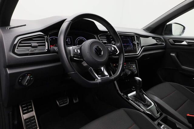 Volkswagen T-Roc 1.5 TSI 150PK DSG Sport Black Style | Navi | Stoelverwarming | Full LED | 18 inch | ACC | Parkeersensoren voor/achter