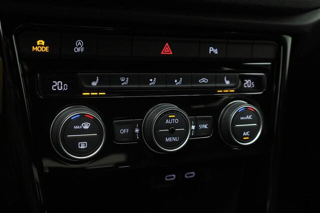Volkswagen T-Roc 1.5 TSI 150PK DSG Sport Black Style | Navi | Stoelverwarming | Full LED | 18 inch | ACC | Parkeersensoren voor/achter