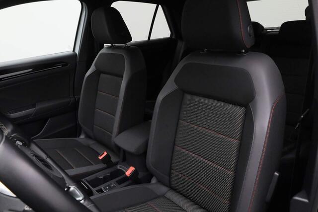 Volkswagen T-Roc 1.5 TSI 150PK DSG Sport Black Style | Navi | Stoelverwarming | Full LED | 18 inch | ACC | Parkeersensoren voor/achter
