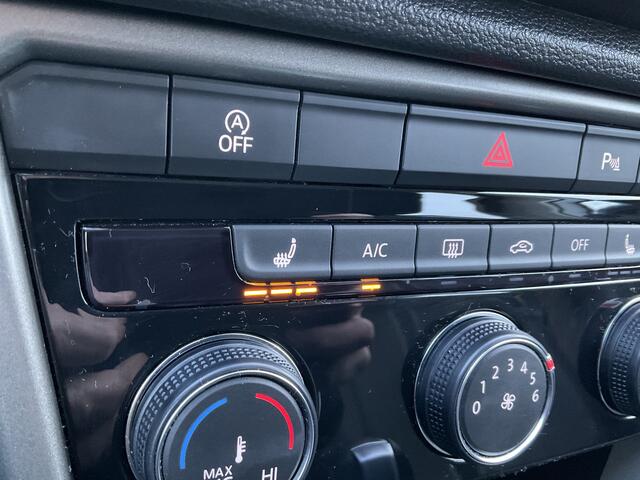 Volkswagen T-Roc 1.5 TSI R-Line AutomStoelverw Adaptive-Cruise Carplay-Navi 19inch Sport Business