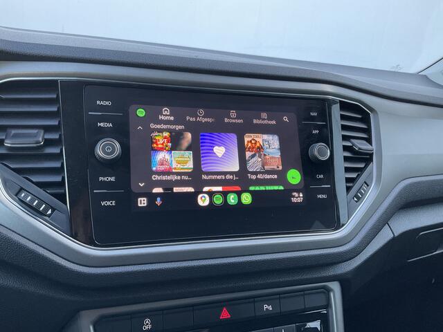 Volkswagen T-Roc 1.5 TSI R-Line AutomStoelverw Adaptive-Cruise Carplay-Navi 19inch Sport Business