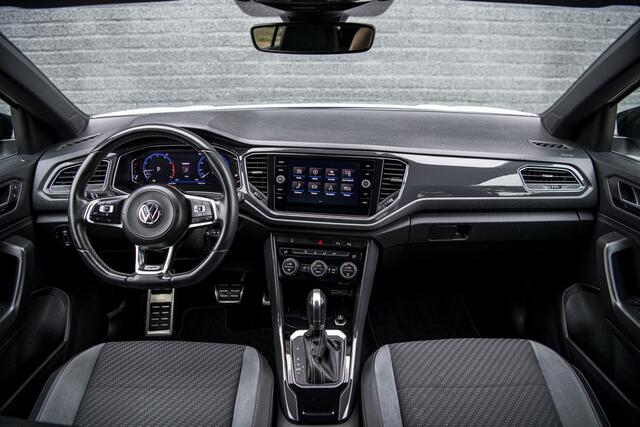 Volkswagen T-Roc 1.5 TSi 150 pk DSG-7 Sport R-Line | 2x R-Line | Full LED | Camera | Navigatie