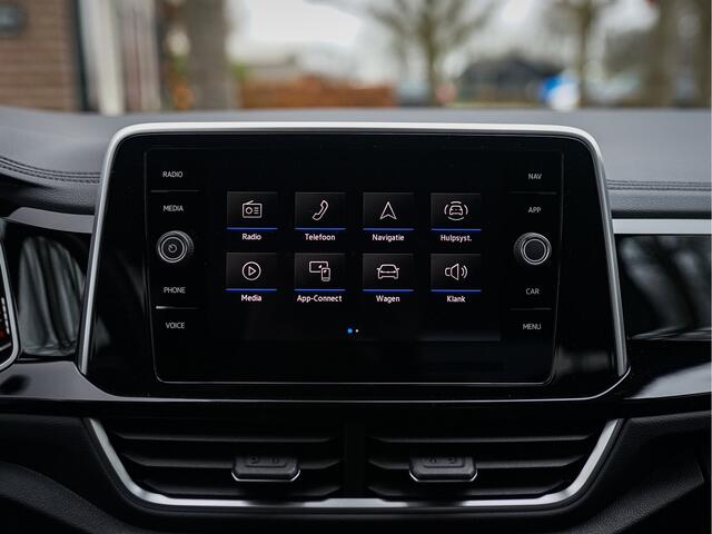 Volkswagen T-Roc 1.5 TSI DSG R-Line Business+ 150pk l Matrix l Keyless l Camera l Adaptieve Cruise