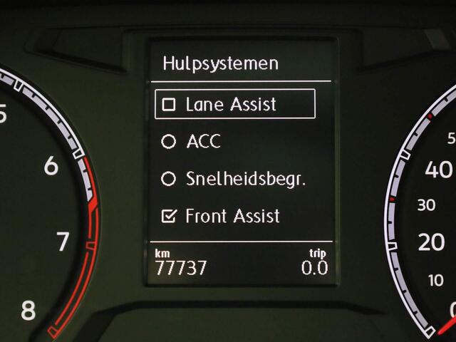 Volkswagen T-Roc 1.5TSI/150PK Style · Panoramadak · Trekhaak · Parkeersensoren