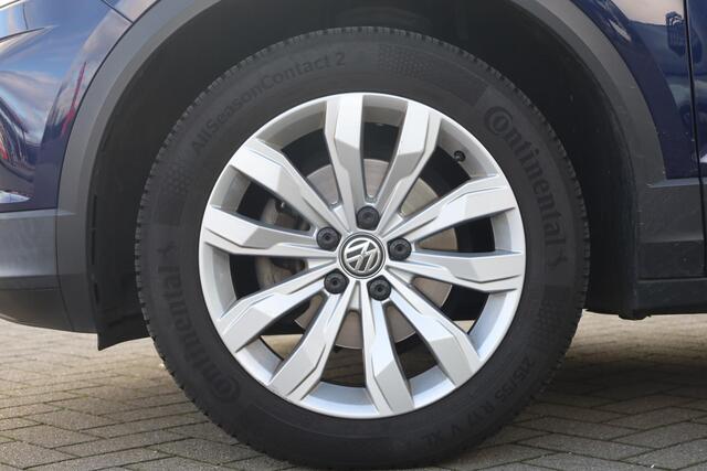 Volkswagen T-Roc 1.0 TSI Style 115PK / 85kW, NL auto dealeronderhouden, 17" 'Kulmbach' LMV, parkeersensoren voor en achter (pdc), climatronic, executive, navigatie, adaptieve cruise control (acc), multifunctioneel lederen stuurwiel, Apple Carplay / Android Auto, DAB+, ele