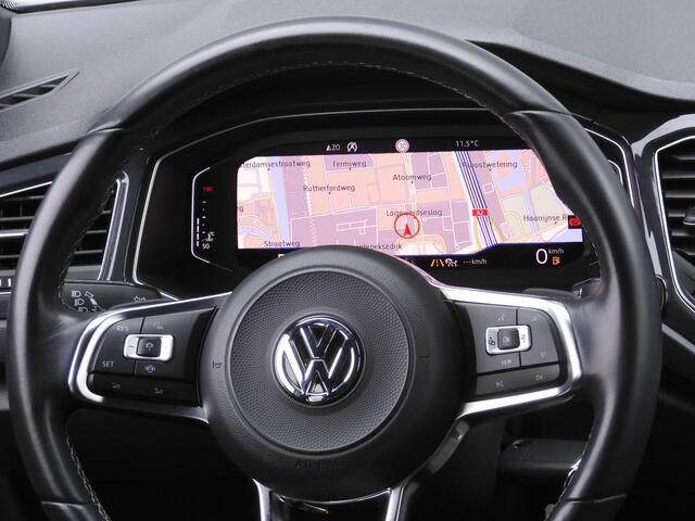 Volkswagen T-Roc 1.5TSi SPORT/ R-LINE/ VIRTUAL/ 19INCH/ *NL-AUTO*