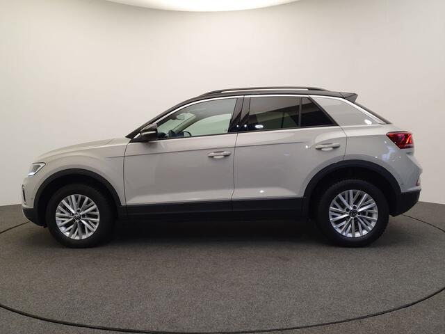 Volkswagen T-Roc 1.5 TSI 150pk DSG/AUT Life Camera, ACC, App connect