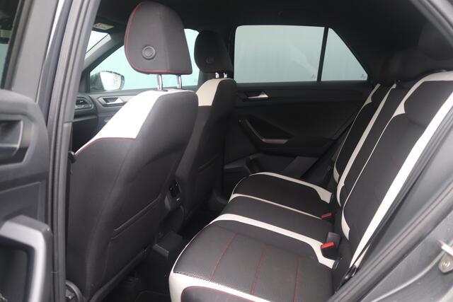 Volkswagen T-Roc BWJ 2019 1.0 116 PK TSI Sport VIRTUAL COCKPIT / STOELVERW. / CLIMA / NAVI / CRUISE / APPLE CARPLAY / ANDROID AUTO / ISOFIX / MULTIFUNCT. STUUR / LMV 17 INCH / SPORTSTOELEN