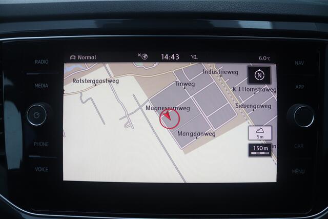 Volkswagen T-Roc BWJ 2019 1.0 116 PK TSI Sport VIRTUAL COCKPIT / STOELVERW. / CLIMA / NAVI / CRUISE / APPLE CARPLAY / ANDROID AUTO / ISOFIX / MULTIFUNCT. STUUR / LMV 17 INCH / SPORTSTOELEN