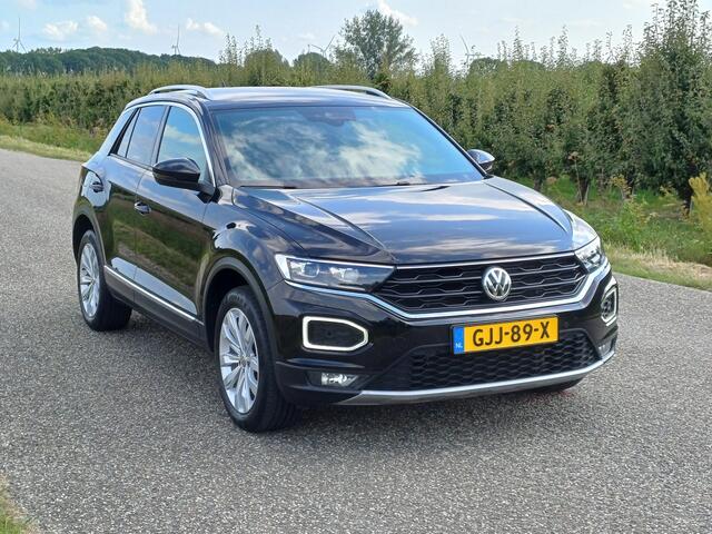 Volkswagen T-Roc 2.0 TSI 4Motion Sport /Mooie auto!/Clima/Led/Carplay/Navi/Camera/17 INCH/USB