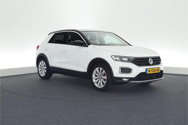 Volkswagen T-Roc 2.0 TSI 190pk DSG 4Motion Sport Trekhaak Virtual Cockpit Stoelverwarming Led Navigatie