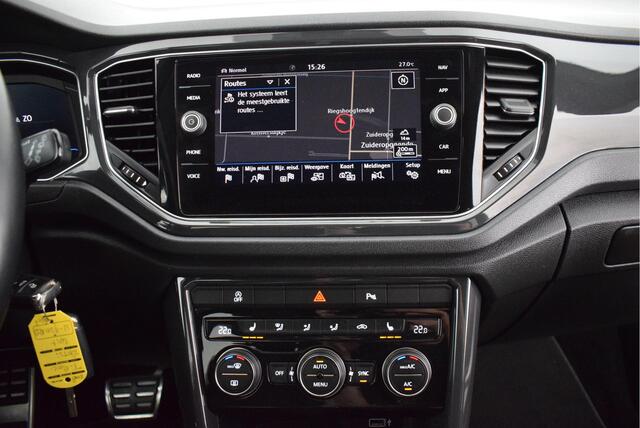 Volkswagen T-Roc 2.0 TSI 190pk DSG 4Motion Sport Trekhaak Virtual Cockpit Stoelverwarming Led Navigatie