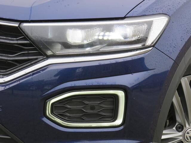 Volkswagen T-Roc 1.5 TSI 150Pk Sport R-Line * Rijklaarprijs incl. garantie * Digit. Cockpit * Led Koplamp * PDC V+A * Carplay Android