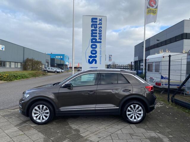 Volkswagen T-Roc 1.5 TSI Sport AUT. 150pk Virtual Cockpit/Pano/Android/AppleCP