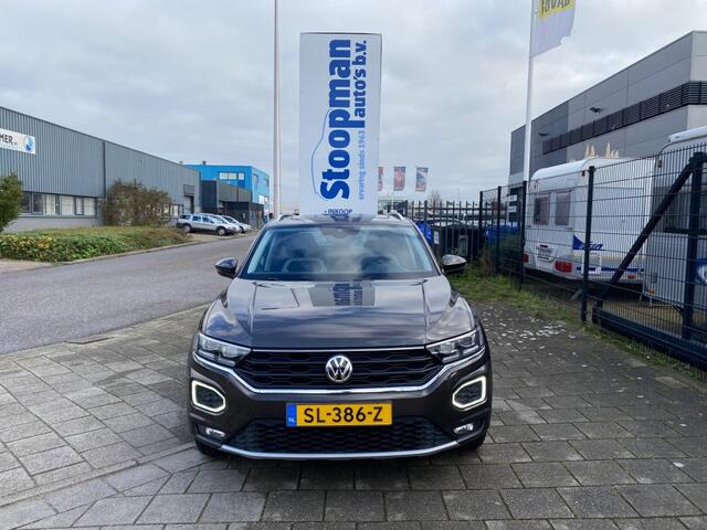 Volkswagen T-Roc 1.5 TSI Sport AUT. 150pk Virtual Cockpit/Pano/Android/AppleCP