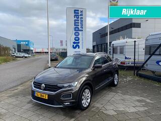 volkswagen-t-roc-1.5-tsi-sport-aut.