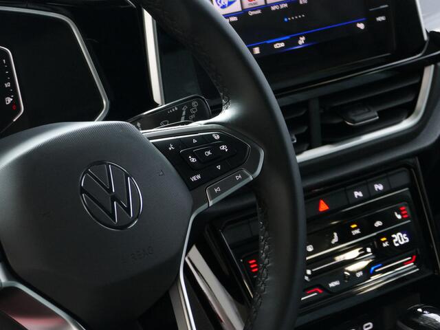 Volkswagen T-Roc 1.5 TSI 150PK R-LINE EVO IQ LIGHT ALCANTARA ELEK.KLEP CARPLAY STOEL/STUUR VERW. 18"LMV VIR.COCKPIT 06/2024 RLINE R LINE 70 BIJNA NIEUWE VOLKSWAGEN'S UIT VOORRAAD LEVERBAAR