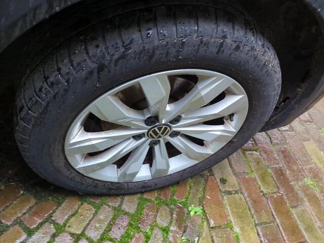 Volkswagen T-Roc 1.5 TSI 150pk Sport Plus Executive DSG Automaat Camera / Navigatie / Parkeersensoren / LED / App-connect / Clima