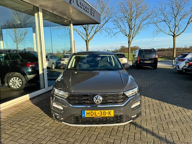 Volkswagen T-Roc 1.5 TSI SPORT ALL IN PRIJS