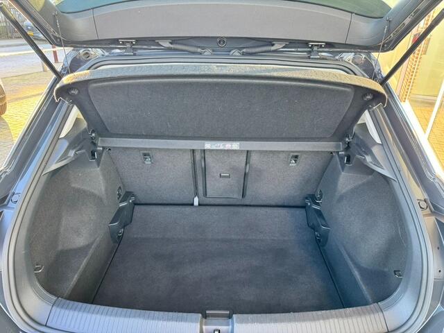 Volkswagen T-Roc 1.5 TSI SPORT ALL IN PRIJS