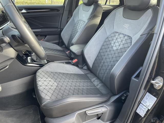Volkswagen T-Roc 1.5 TSI 150pk R-Line Business DSG / Navigatie / Stoelverwarming / Camera