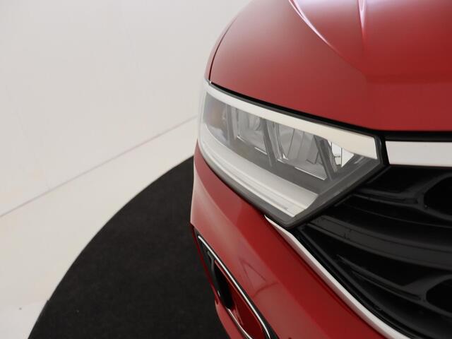Volkswagen T-Roc 1.0 TSI 116 6MT Life Edition | 'App-Connect' draadloze smartphone integratie | 'App-Connect' smartphone integratie | Afstandscontrolesysteem (Front Assist)