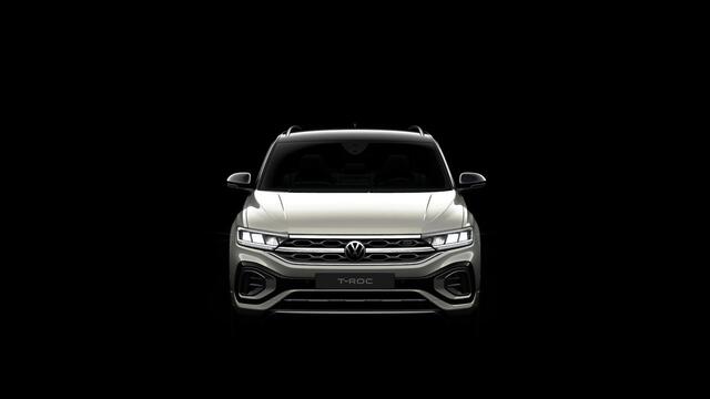 Volkswagen T-Roc 1.5 TSI 150 7DSG R-Line Edition | 'App-Connect' draadloze smartphone integratie | Achterklep, elektrisch , incl. Easy Open & Close | Airconditioning automatisch, 2-zone (Climatronic)