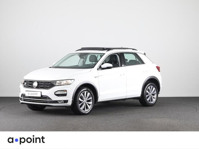 Volkswagen T-Roc 1.5 TSI Style 150 pk Automaat (DSG) | Navigatie | Panoramadak | Parkeersensoren | Digitaal instrumentenpaneel | R-Line |