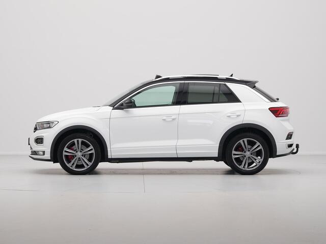 Volkswagen T-Roc 1.5 TSI 150pk Sport R-Line Panorama Trekhaak El. Klep Navigatie