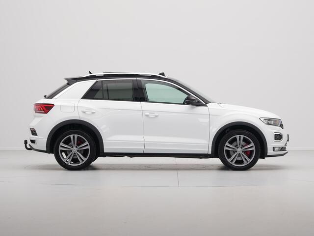 Volkswagen T-Roc 1.5 TSI 150pk Sport R-Line Panorama Trekhaak El. Klep Navigatie