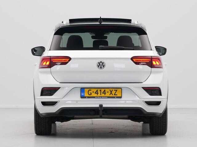 Volkswagen T-Roc 1.5 TSI 150pk Sport R-Line Panorama Trekhaak El. Klep Navigatie