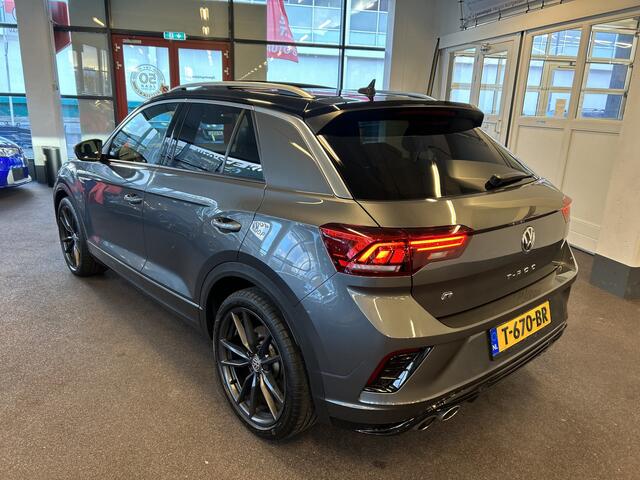 Volkswagen T-Roc 2.0 TSI 4Motion R 300PK | Panoramadak | Digital dashboard | Beats audio | Keyless | Adaptieve cruise control | Climate control | Lane assist | Achteruitrijcamera | Apple carplay | Adaptief onderstel | Navigatie | Matrix LED | Stoelverwarming