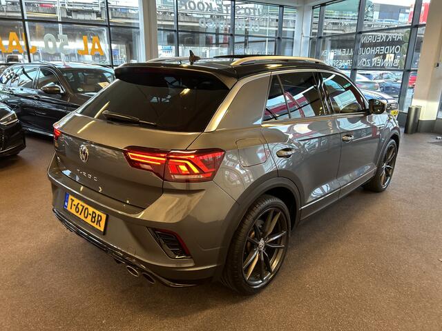 Volkswagen T-Roc 2.0 TSI 4Motion R 300PK | Panoramadak | Digital dashboard | Beats audio | Keyless | Adaptieve cruise control | Climate control | Lane assist | Achteruitrijcamera | Apple carplay | Adaptief onderstel | Navigatie | Matrix LED | Stoelverwarming