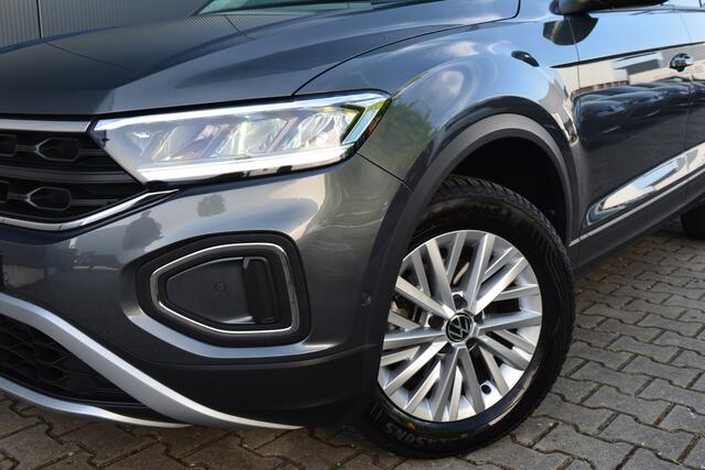 Volkswagen T-Roc 1.0 TSI Life | LED | Navi | DAB | Fabrieksgarantie