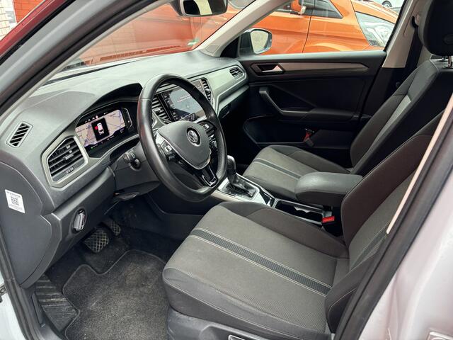 Volkswagen T-Roc 1.5 TSI Style Business AUTOMAAT / VIRTUAL / DAB+ / CARPLAY / NAVI / AIRCO / PDC / ACC / NL-AUTO
