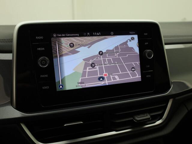 Volkswagen T-Roc 1.5TSI/150PK Style DSG · Panoramadak · Massagefunctie · Parkeersensoren + camera · Garantie tot februari 2026