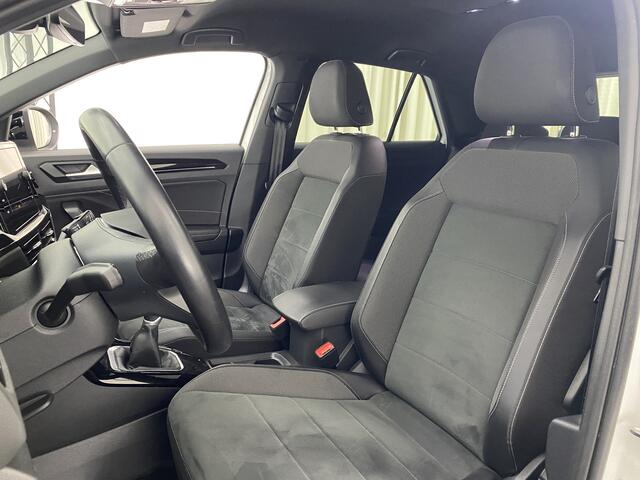 Volkswagen T-Roc 1.0 TSI Style 110 PK 1.0 TSI Style | Clima | Cruise | Virtual Dash.| Navi | Apple CarPlay |