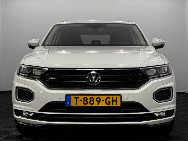Volkswagen T-Roc 1.5 TSI R-line Half leder, Camera, Navi, Winterpakket, Virtual desk, Keyless start, Cruise control adaptief