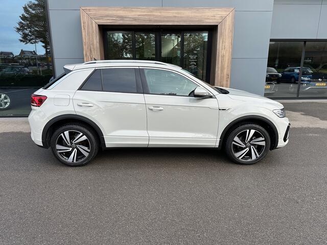 Volkswagen T-Roc 1.5 TSI 150pk DSG R-Line | Camera | Carplay | Dode hoek | Elek. Achterklep | Rijklaar incl. garantie