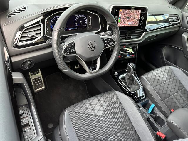 Volkswagen T-Roc 1.5 TSI 150pk DSG R-Line | Camera | Carplay | Dode hoek | Elek. Achterklep | Rijklaar incl. garantie