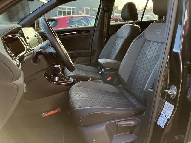 Volkswagen T-Roc 1.5 TSI 150pk DSG R-Line Business · Camera · IQ Light · Keyless · Apple/Android Car Play · Elek. Achterklep · 18"Velgen · Optiekpakket Zwart · Sportstoelen · Garantie t/m 22-05-2028 of 100.000km