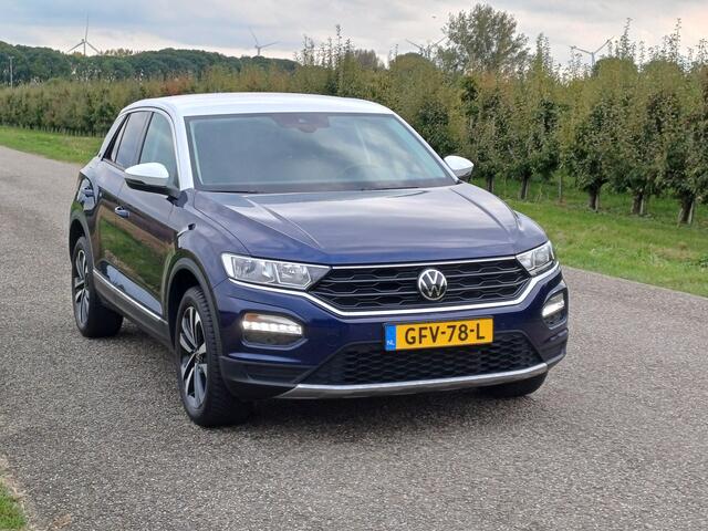 Volkswagen T-Roc 1.5 TSI Sport United /Park V+A/Add Cruise/Stoel+stuur verw/Navi/Carplay