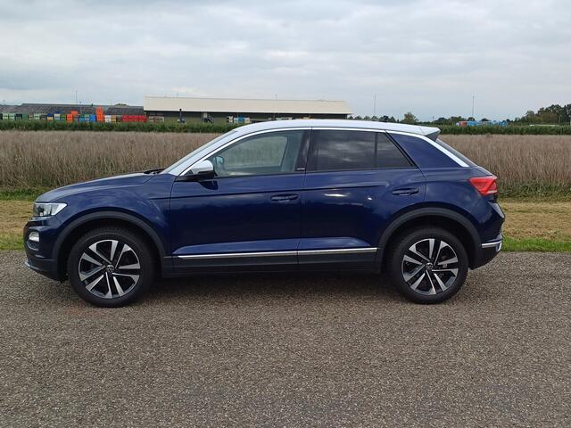 Volkswagen T-Roc 1.5 TSI Sport United /Park V+A/Add Cruise/Stoel+stuur verw/Navi/Carplay