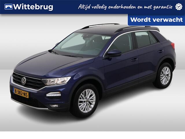 Volkswagen T-Roc 1.0 TSI Style Parkeersensoren / Bluetooth / El. Achterklep / Airco / Cruise control