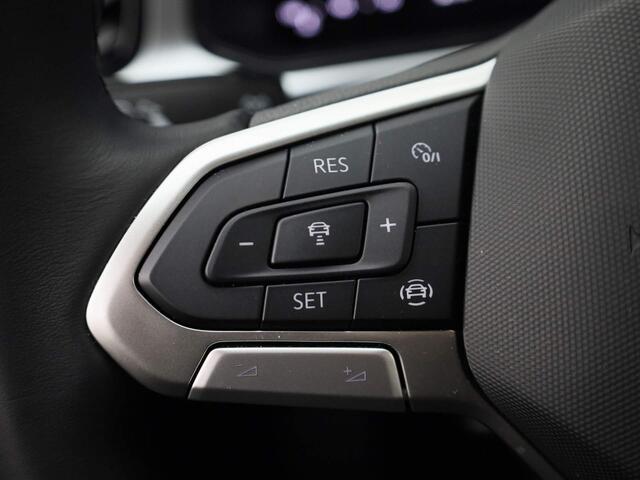 Volkswagen T-Roc 1.5TSI/150PK Life DSG · Navigatie · Stoelverwarming · Parkeersensoren · Garantie tot maart 2026