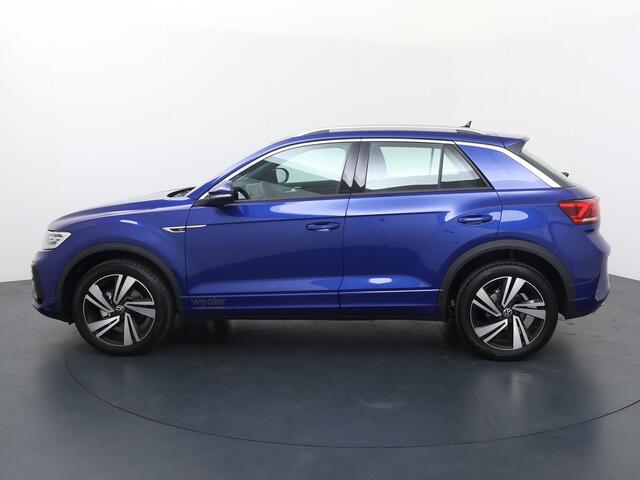 Volkswagen T-Roc R-Line Business (1) GP 1.5 110 kW / 150 pk TSI 7-versn. DSG | Dodehoeksensor | R-Line topsport stoelen | Navigatie | Stoelverwarming |