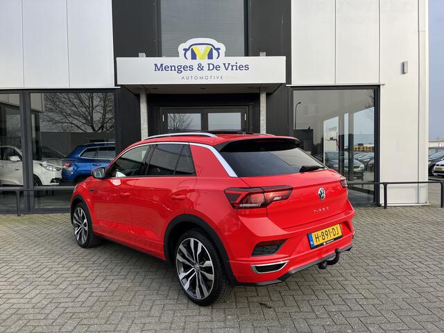 Volkswagen T-Roc 1.5 TSI Sport Business R LED | R-Line | Keyless | Virtual | Camera | DAB | Apple Carplay Android Auto | Trekhaak | Stoelverwarming | Panoramadak
