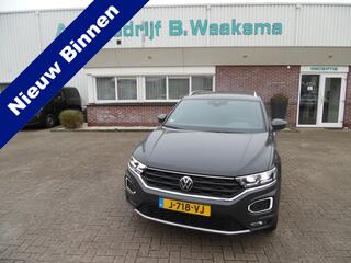 volkswagen-t-roc-1.5-tsi-sport